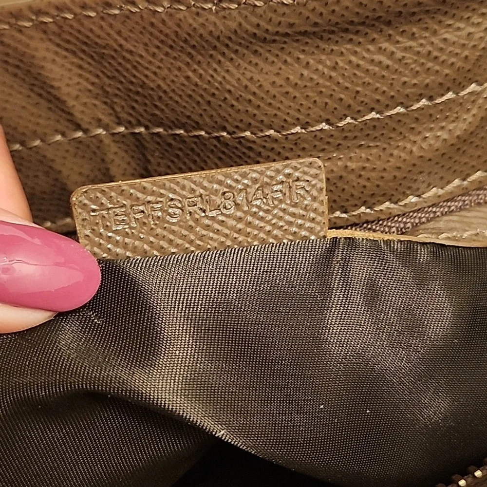Burberry Patent Leather Somerford Tote Sachel Shoulder Bag  Officesiren - Picture 16 of 16